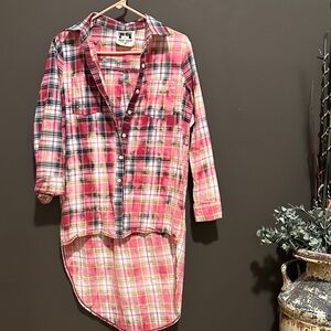 NWT Red/ Pink Plaid Button-Up Shirt SMALL